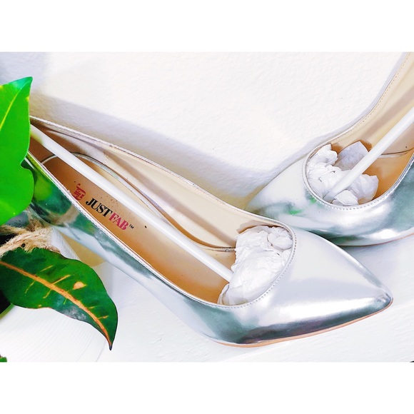 Pumps - Picture 5 of 5